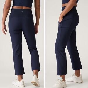 Athleta Fairway Golf Navy Cropped Ankle Straight-Leg Pants